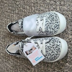 Bob's by sketchers